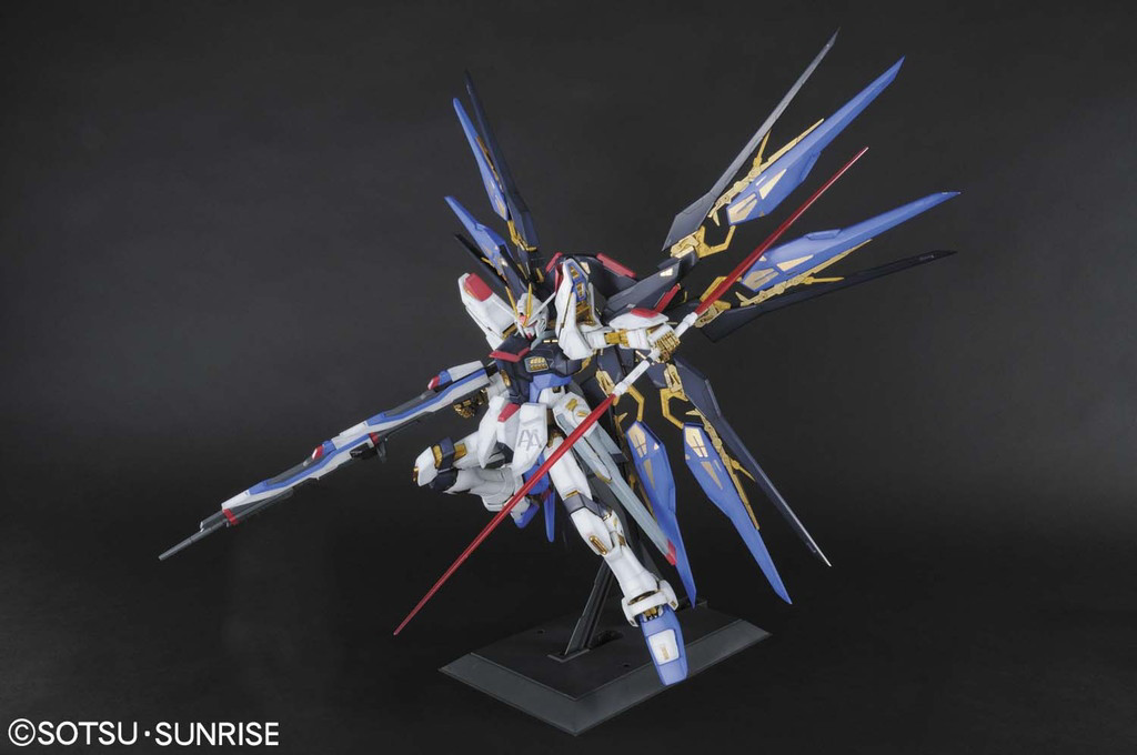 PG 1/60 Strike Freedom Gundam