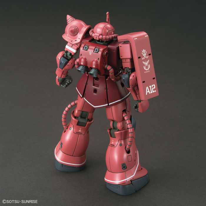 HG Char's Zaku II Red Comet Ver model view 5