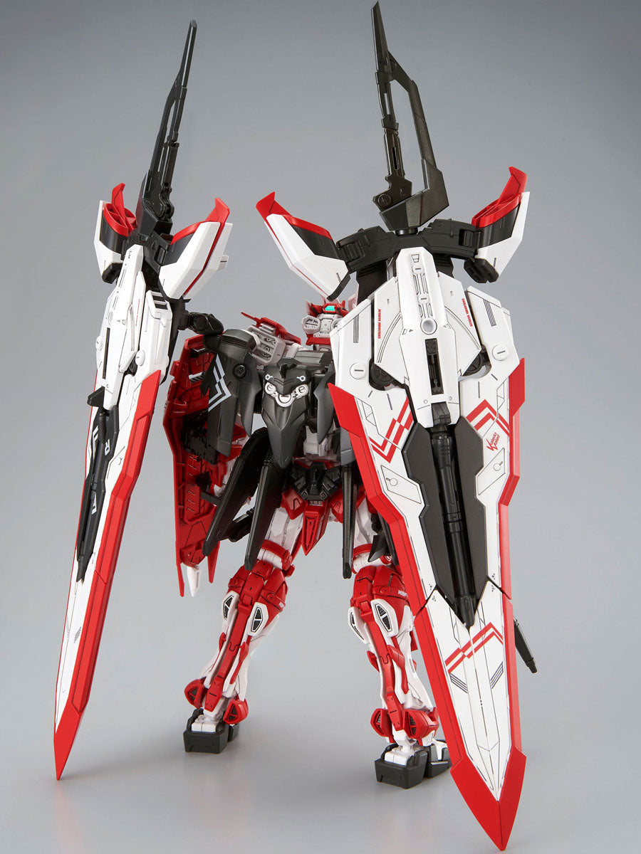 MG 1/100 MBF-02VV Gundam Astray Turn Red — additional model view 2