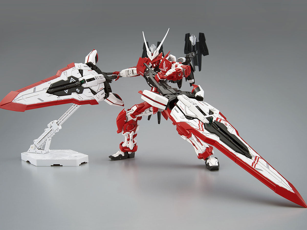 MG 1/100 MBF-02VV Gundam Astray Turn Red — additional model view 4